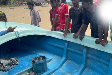 முல்லைத்தீவு மீனவர் மாயம்; படகு மீட்பு