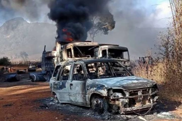 அப்பாவி மக்களை சுட்டு கொன்று உடல்களை தீயிட்டு கொளுத்திய கொடூர ராணுவம்