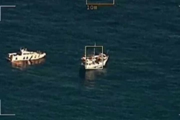 மாலைத்தீவில் சுற்றிவளைக்கப்பட்ட இலங்கையின் படகுகள்