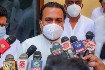 அரசாங்கத்தை விரட்ட மும்முரம் காட்டும் விமல் அணி! மக்களுக்கு விடுக்கப்பட்ட அறைகூவல்