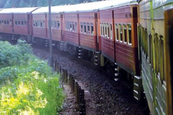 மலையக ரயில் சேவைகள் தொடர்பில் ரயில்வே திணைக்களத்தின் அவசர தீர்ப்பு | Railway Department Urgent Upland Train Services