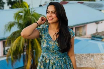 அய்யனார் துணை சீரியல் நாயகி மதுமிதாவின் க்யூட் புகைப்படங்கள்..