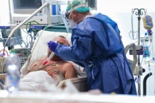 பிரித்தானியாவில் இதுவரை இல்லாத அளவு பதிவான தொற்றாளர்கள் எண்ணிக்கை!