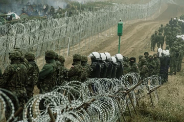 பெலாரஸ் எல்லையில் பதற்றம்! ரஷ்யாவுக்கு எதிராக ஆயிரக்கணக்கான உக்ரைன் படைகள் குவிப்பு