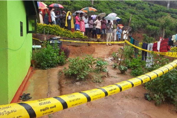 வீட்டில் தனித்திருந்த பாட்டி; தண்ணீர் பருக சென்ற சிறுமிக்கு காத்திருந்த அதிர்ச்சி! | The Mother Of 5 Children Was Found Dead With Cuts
