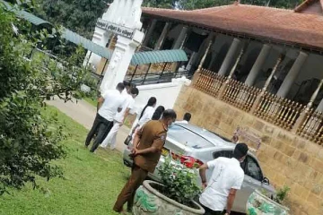 இரகசியமாக ஆலயத்திற்கு சென்று நேர்த்திக்கடன் வைத்த ஷிரந்தி ராஜபக்ஷ