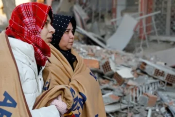 பூகம்பத்தில் அவுஸ்திரேலியர்கள் நால்வர் மாயம்!