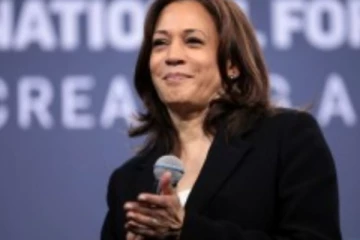 கமலா ஹாரிசை கொல்ல சதியா.? கொலை ஆயுதங்களுடன் கைதான நபரால் அமெரிக்காவில் பரபரப்பு