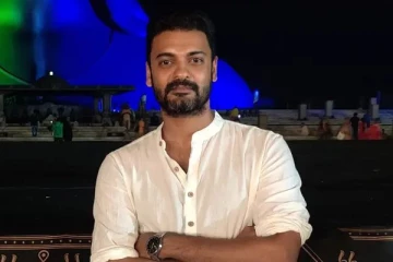 ஹீரோ ஆன பிக் பாஸ் அபினை!  புகைப்படங்கள் இதோ