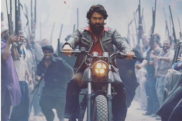 கே ஜி எஃப் 2 நாயகனின் சொத்து மதிப்பு இத்தனை கோடியா.. வீட்டின் விலை எவ்வளவு தெரியுமா? | Kgf 2 Movie Yash Net Worth Rbc