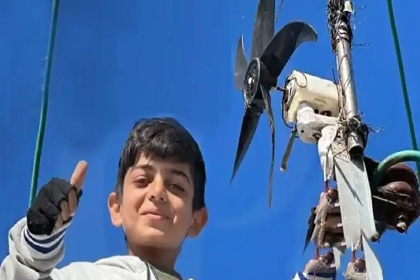 காசாவில் மின்சாரம் உருவாக்கி ஒளிரவைத்த சிறுவன் | The Boy Who Generated Electricity And Lighted Gaza
