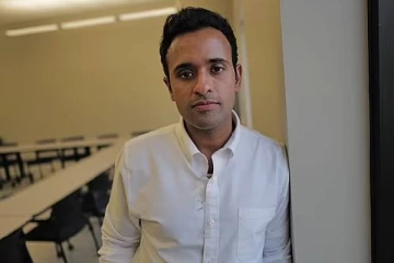 டொனால்டு டிரம்புடன் ஜனாதிபதி போட்டியில் மோதும் தென்னிந்தியர்: யார் இந்த விவேக் ராமசாமி?