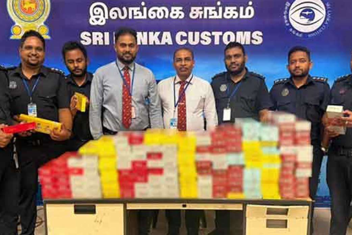 கட்டுநாயக்க விமான நிலையத்தில் சிக்கிய சீன பிரஜைகள் | Three Chinese Nationals Arrested In Bia Airport கட்டுநாயக்க விமான நிலையத்தில் சிக்கிய சீன பிரஜைகள் | Three Chinese Nationals Arrested In Bia Airport