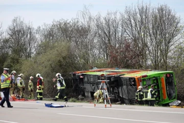 ஜேர்மன் பேர்லின் இருந்து சூரிச் சென்ற பஸ் விபத்து ; ஐவர் பலியானதாக தகவல்!