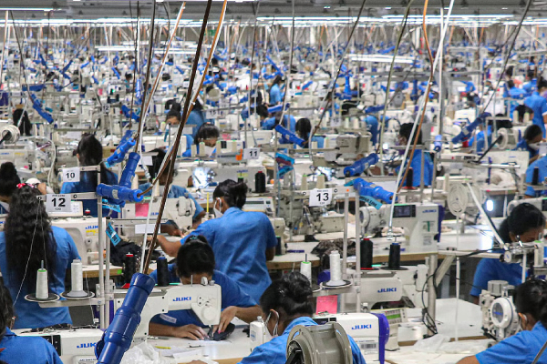 பிரித்தானியாவின் புதிய வரிச்சலுகை - இலங்கை ஆடைத் தொழில்துறைக்கு புத்துயிர் | Uk New Tax Breaks Sri Lankan Garment Industry