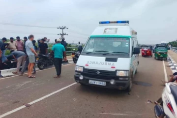 பணிக்குச் சென்ற செவிலியரை காவு கொண்ட கோர விபத்து!