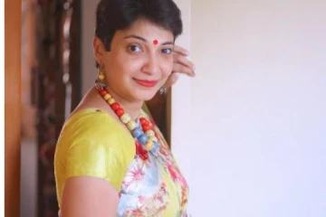 கடனை திருப்பி செலுத்ததால் மதுவந்தி வீட்டுக்கு சீல் - பைனான்ஸ் நிறுவனம் அதிரடி