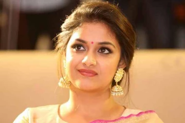 இப்படியெல்லாம் செய்யலாமா, சாபமா, வரமா.... சோகத்தில் கீர்த்தி சுரேஷ்