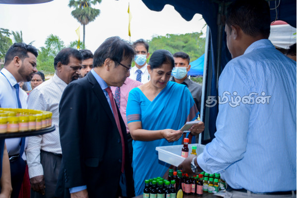 விவசாயத்தில் இரசாயண பயன்பாடு மண்ணை முற்றாக அழித்துவிடும்:ஆளுநர் அனுராதா யகம்பத்(Photos) | By 2050 Our Soil Will Be Completely Depleted
