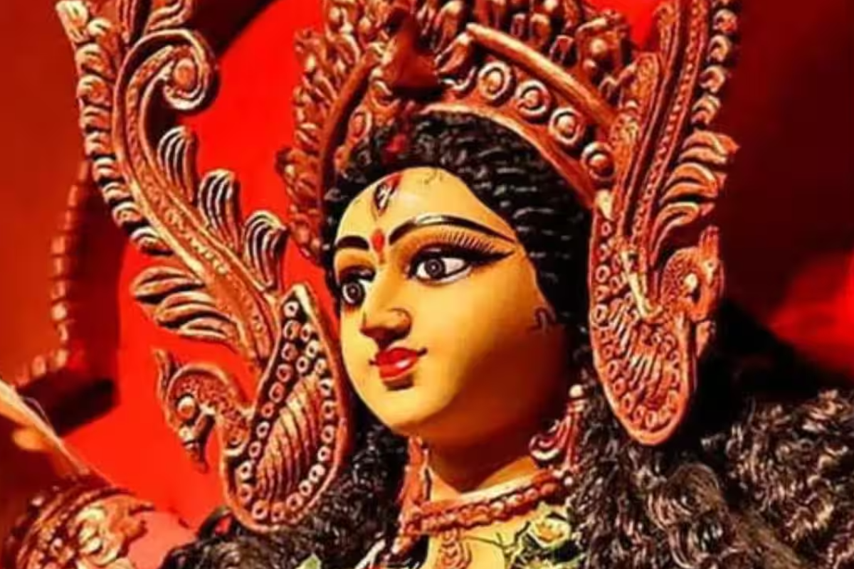 நவராத்திரி அம்பிகையை வீட்டிற்கு அழைக்கும் முன்பு இந்த 7 பொருட்களை அகற்றி விடுங்கள் | 7 Things Should Remove Before Navarathri Festival