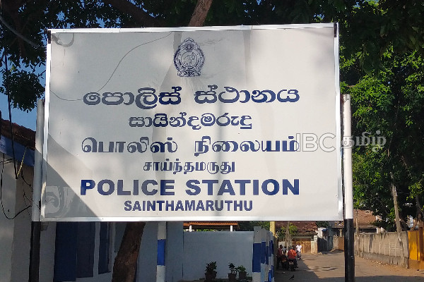 முகமூடி அணிந்து மாணவர்களை கடத்தும் மர்மக் கும்பல்..! வசமாக மாட்டிய ஒருவர் | Masked Assailants Attempt Abduct Students Amparai