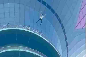 தாமரைக்கோபுரத்தில் மற்றுமொரு சாகச நிகழ்வு!