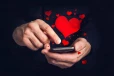 Dating App හරහා ආදරය සොයන අයට පොලිසියෙන් රතු එළියක්