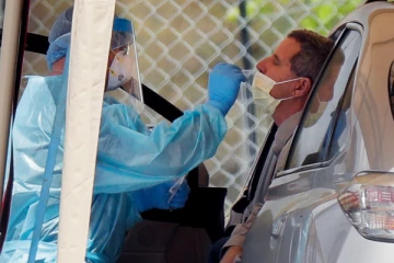 அமெரிக்காவில் ஒரே நாளில் 42,034 பேருக்கு கொரோனா தொற்று உறுதி!