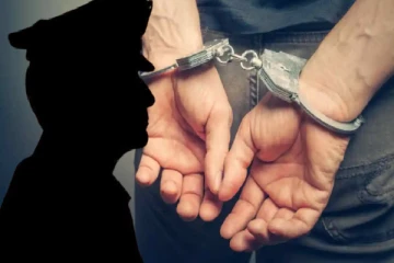 சோதனை என்ற பெயரில் இளம் விமானப் படை சிப்பாய்கள் செய்த சம்பவம்