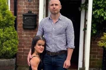 காண்பவர்களை திரும்பிப் பார்க்கவைக்கும் ஒரு வித்தியாசமான ஜோடி: காதலியின் கவலை