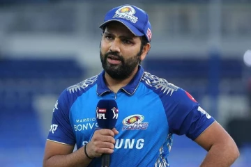 ஐபிஎல் தொடரில் சொதப்பிய ரோகித் சர்மா... கட்டாய ஓய்வில் செல்வாரா?