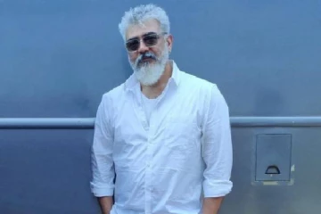 வயதானவரிடம் ஆசீர்வாதம் வாங்கிய நடிகர் அஜித்- நெகிழ்ச்சியான வீடியோ