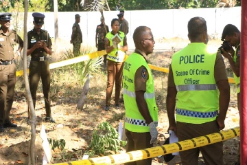 மன்னாரில் மீண்டும் அகழ்ந்து எடுக்கப்பட்ட குழந்தையின் சடலம்