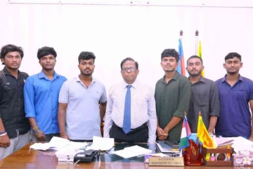 பேரிடர் காலங்களில் உதவிய கடற்படையினர் ; மொரட்டுவா பல்கலைக்கழக மாணவர்களின் கோரிக்கை