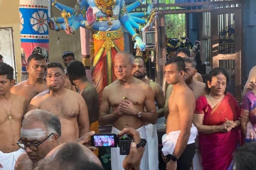 யாழ். மாவிட்டபுரம் கந்தசுவாமியை தரிசித்த சாகல ரத்நாயக்க..!