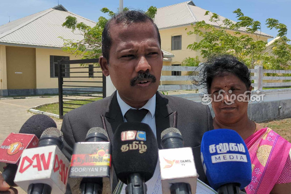 கொக்குத்தொடுவாய் மனித புதைகுழி அகழ்வு: நிதி வழங்க பின்னடிக்கிறதா அரசாங்கம்..! | Kokkuthuduwai Burial Ground Issue Sri Lanka