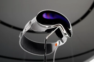 முதுகெலும்பு அறுவை சிகிச்சைக்கு உதவிய Apple Vision Pro