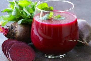 இந்த நோய் உள்ளவர்கள் கட்டாயமாக பீட்ரூட் ஜூஸ் குடிக்கவே கூடாது! ஏன் தெரியுமா?