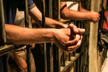 கிறிஸ்துமஸ் பண்டிகையை முன்னிட்டு 1000 கைதிகளை விடுதலை செய்த பிரபல நாடு!