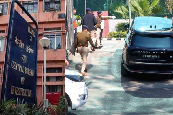 விஜய்யிடம் சிபிஐ விசாரணையில் என்ன கேட்கப்பட்டது? உச்சநீதிமன்றத்தில் தணிக்கை வாரியம் செக் | What Questions Asked To Tvk Vijay In Cbi Enquiry