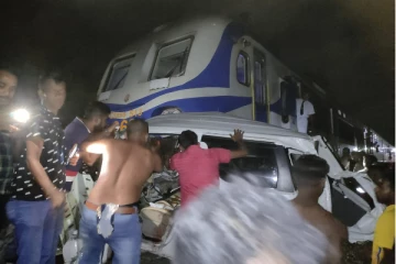 யாழ்.அரியாலை பகுதியில் இடம்பெற்ற கோர விபத்தில் சிக்கி இரு இளைஞர்கள் பலி (Photos)