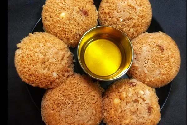 கருப்பட்டி இட்லி செய்வது எப்படி? உடம்பிற்கு ரொம்பவே ஆரோக்கியமாம் | How To Make Karuppatti Idli