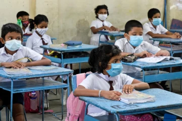 පාසල් වලට සිසුන් තෝරා ගැනීම හා ශිෂ්යාධාර ප්රදානය සඳහා පැවැත්වෙන විභාගය ගැන දැනුම්දීමක්..