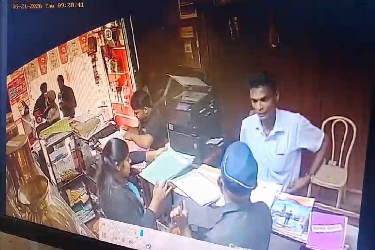 டிக்கோயாவை உலுக்கிய இரட்டைக் கொலை : பொது மக்களிடம் உதவி கோரியுள்ள காவல்துறை | Dick Oya Double Murder Police Seek Public Help டிக்கோயாவை உலுக்கிய இரட்டைக் கொலை : பொது மக்களிடம் உதவி கோரியுள்ள காவல்துறை | Dick Oya Double Murder Police Seek Public Help