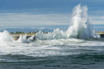 பிரான்சில் கடற்கரைக்கு சென்ற ஒரே குடும்பத்தைச் சேர்ந்த மூன்று பேருக்கு ஏற்பட்ட பயங்கரம்