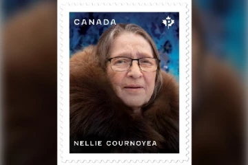 கனடாவில் பழங்குடியின பெண்ணுக்காக தபால் முத்திரை வெளியீடு