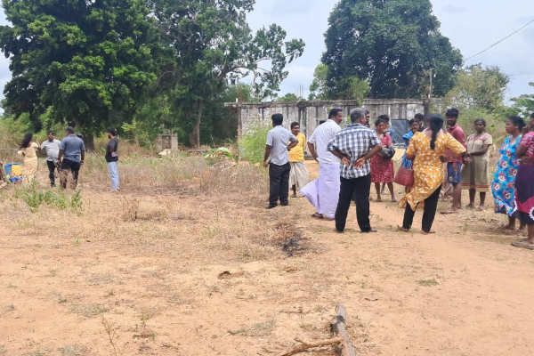 தமிழர் பகுதியை உலுக்கிய சம்பவம் ; இரு மகள்களுடன் இளம் தாய் செய்த விபரீத செயலால் பரபரப்பு | Tragic Deaths Of Mom Daughters Stir Tamil Regio