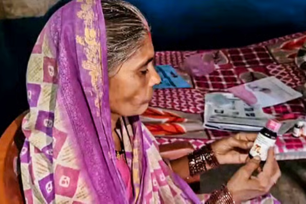 14 குழந்தைகளின் உயிரை பறித்த இருமல் மருந்து! இந்தியாவில் சோக சம்பவம் | Problem Taking Cough Medicine India