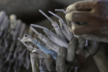 නීතියත් සතේට දාමින් මහේස්ත්‍රාත් නිල නිවෙසට රතිඤ්ඤ දාලා..පරීක්ෂණ වලින් හෙළිවූ දේ..