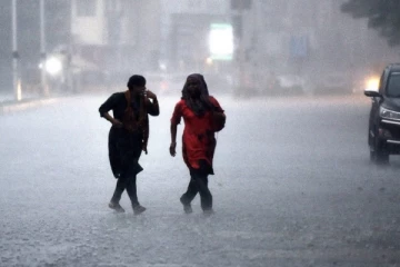 இன்று 11 மாவட்டங்களில் வெளுக்கப்போகும் கனமழை.., எந்தெந்த மாவட்டங்களில்?